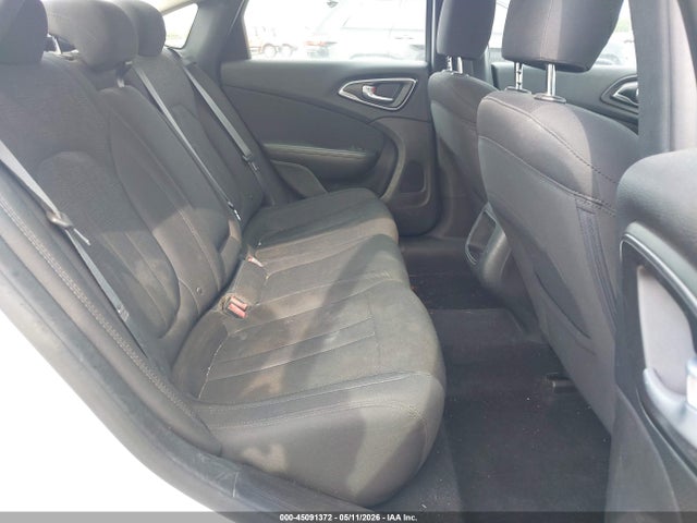 2016 Chrysler 200 Limited მანქანა იყიდება აუქციონზე, vin: 1C3CCCAB2GN164518, აუქციონის ნომერი: 45091372