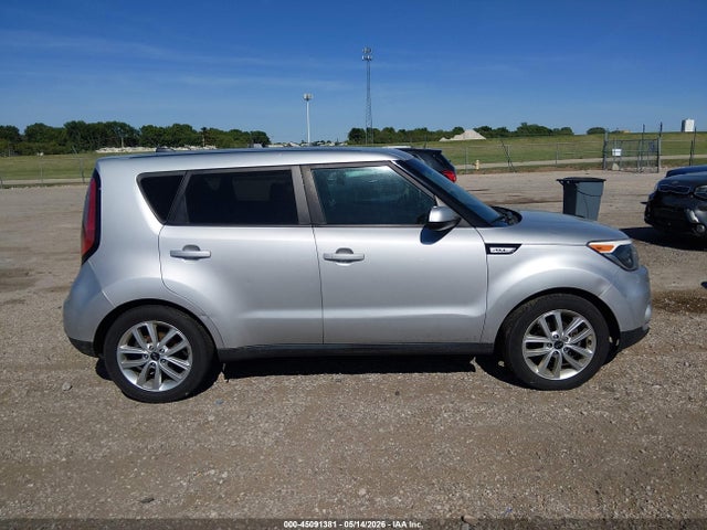 Продажа на аукционе авто 2018 Kia Soul +, vin: KNDJP3A50J7529422, номер лота: 45091381