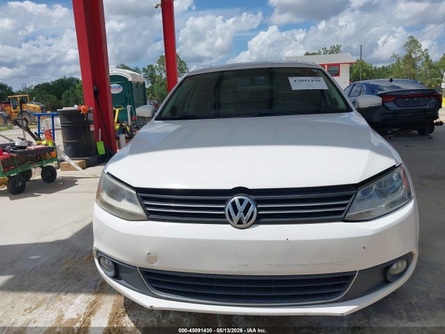 Продаж на аукціоні авто 2013 Volkswagen Jetta 2.5l Sel, vin: 3VWLX7AJ2DM412302, номер лоту: 45091430