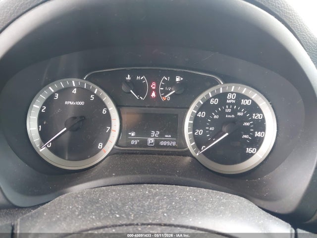 45091433 :رقم المزاد ، 3N1AB7AP8EY280494 vin ، 2014 Nissan Sentra Sr مزاد بيع