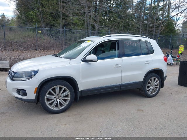 2013 Volkswagen Tiguan Se მანქანა იყიდება აუქციონზე, vin: WVGBV3AX5DW578293, აუქციონის ნომერი: 45091449