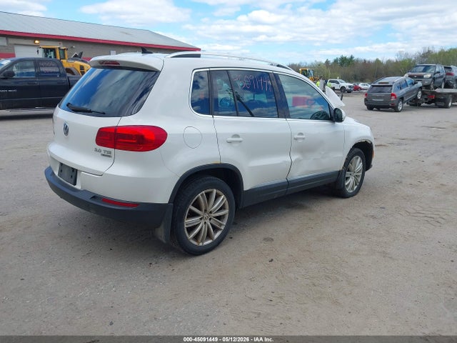 2013 Volkswagen Tiguan Se მანქანა იყიდება აუქციონზე, vin: WVGBV3AX5DW578293, აუქციონის ნომერი: 45091449