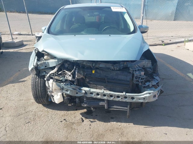 2013 Ford C-max Hybrid Se მანქანა იყიდება აუქციონზე, vin: 1FADP5AUXDL510619, აუქციონის ნომერი: 45091466