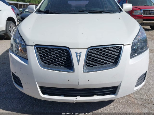 2010 Pontiac Vibe მანქანა იყიდება აუქციონზე, vin: 5Y2SP6E05AZ410709, აუქციონის ნომერი: 45091478