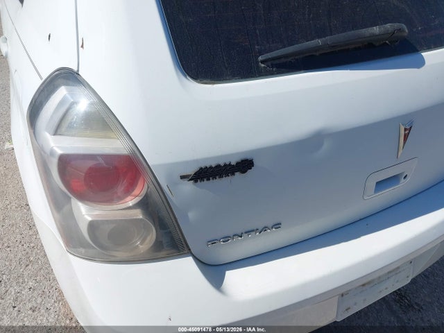 2010 Pontiac Vibe მანქანა იყიდება აუქციონზე, vin: 5Y2SP6E05AZ410709, აუქციონის ნომერი: 45091478