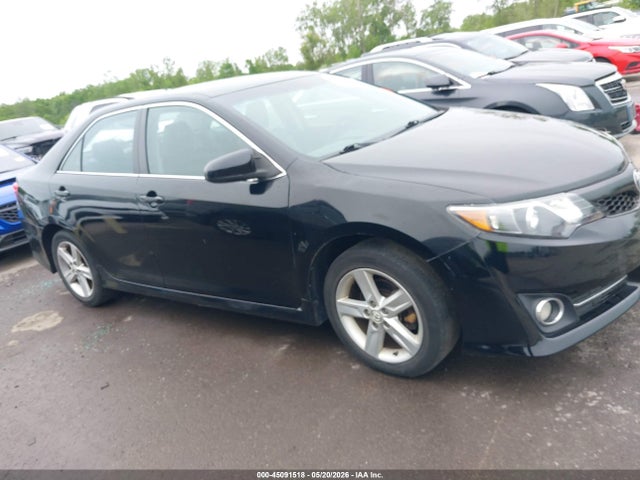 2014 Toyota Camry Se მანქანა იყიდება აუქციონზე, vin: 4T1BF1FK7EU410411, აუქციონის ნომერი: 45091518