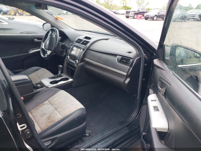2014 Toyota Camry Se მანქანა იყიდება აუქციონზე, vin: 4T1BF1FK7EU410411, აუქციონის ნომერი: 45091518