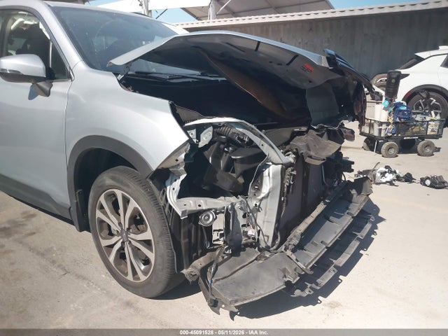 45091528 :رقم المزاد ، JF2SKAPC8NH514326 vin ، 2022 Subaru Forester Limited مزاد بيع