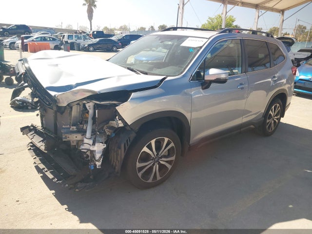 45091528 :رقم المزاد ، JF2SKAPC8NH514326 vin ، 2022 Subaru Forester Limited مزاد بيع