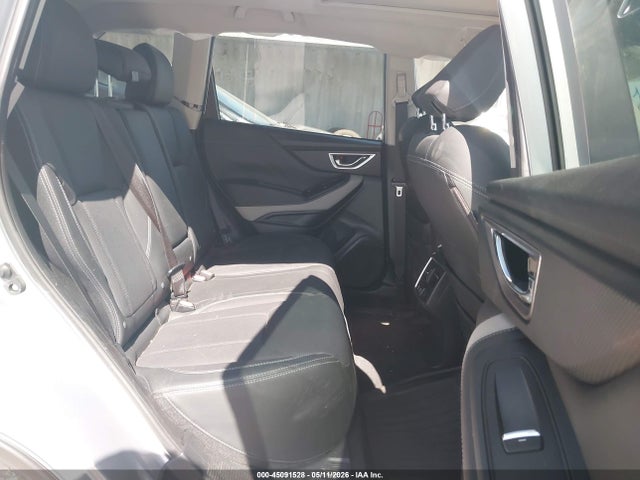 45091528 :رقم المزاد ، JF2SKAPC8NH514326 vin ، 2022 Subaru Forester Limited مزاد بيع