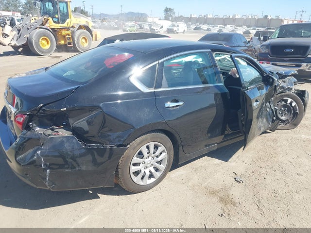 1N4AL3AP5HC471781 Nissan Altima 2.5 S