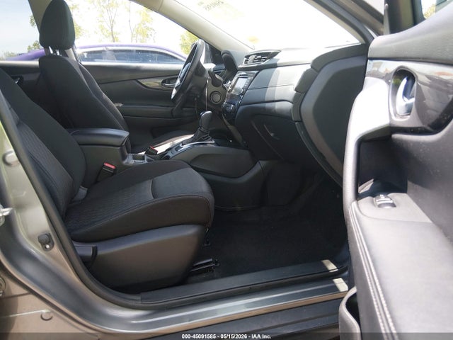 45091585 :رقم المزاد ، JN8AT2MV6LW115561 vin ، 2020 Nissan Rogue Sv Intelligent Awd مزاد بيع