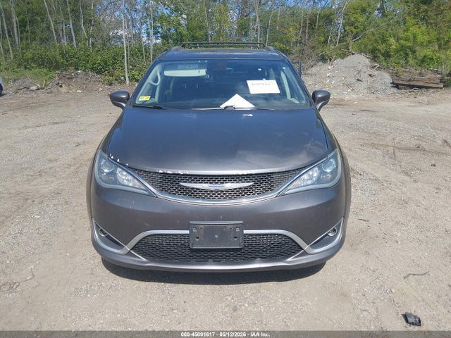 Продаж на аукціоні авто 2017 Chrysler Pacifica Touring-l, vin: 2C4RC1BG4HR507354, номер лоту: 45091617