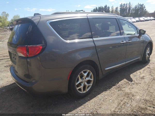 Продаж на аукціоні авто 2017 Chrysler Pacifica Touring-l, vin: 2C4RC1BG4HR507354, номер лоту: 45091617