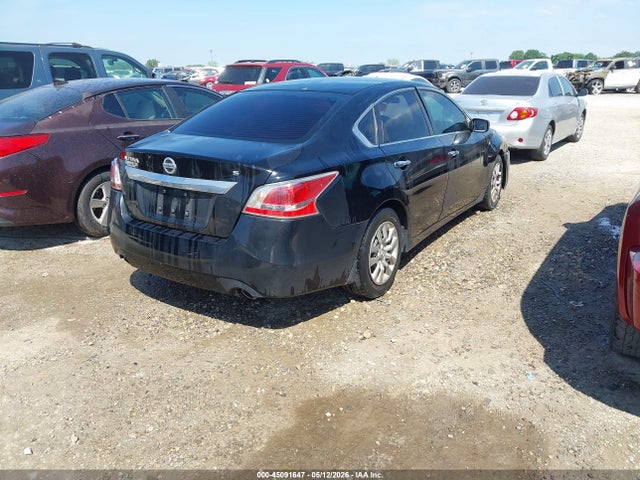 Nissan Altima 2.5 S 2015 1N4AL3AP2FC290618 Image 4