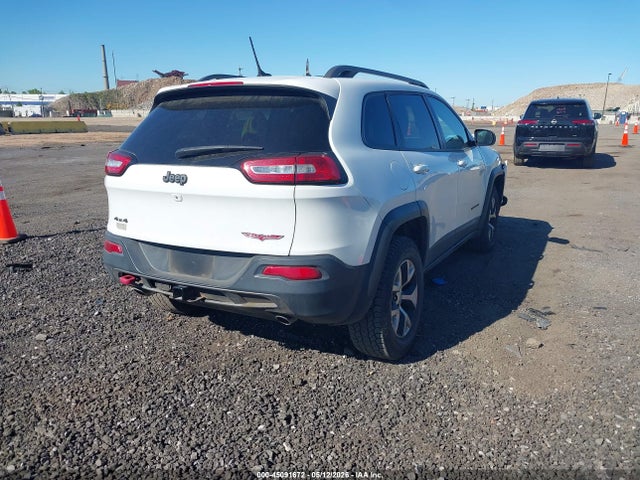 Продажа на аукционе авто 2015 Jeep Cherokee Trailhawk, vin: 1C4PJMBS2FW635602, номер лота: 45091672