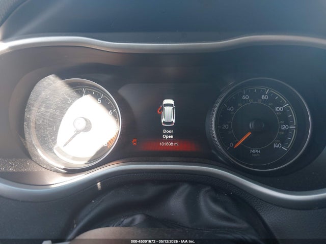 Продажа на аукционе авто 2015 Jeep Cherokee Trailhawk, vin: 1C4PJMBS2FW635602, номер лота: 45091672