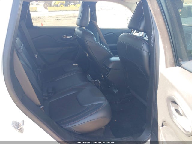 Продажа на аукционе авто 2015 Jeep Cherokee Trailhawk, vin: 1C4PJMBS2FW635602, номер лота: 45091672