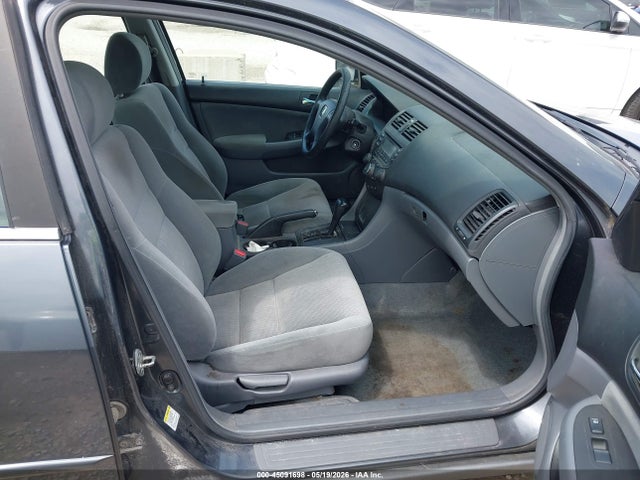 45091698 :رقم المزاد ، 1HGCM56465A070498 vin ، 2005 Honda Accord 2.4 Lx مزاد بيع