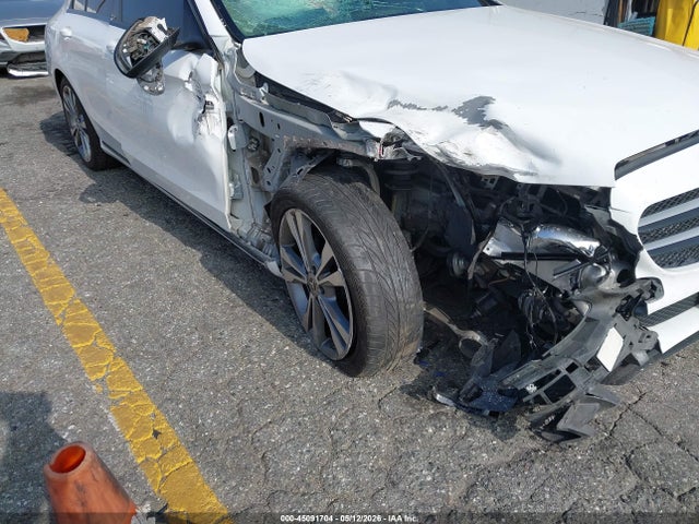 Aukcja sprzedaży 2018 Mercedes-benz C 300, vin: 55SWF4JBXJU240206, numer aukcji: 45091704