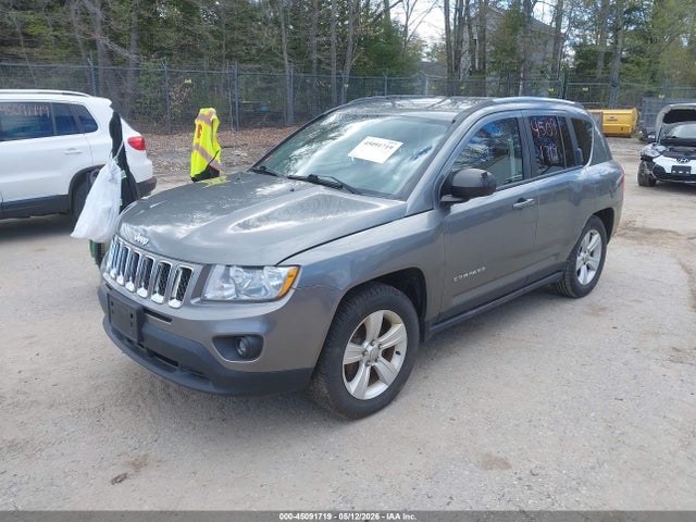 2013 Jeep Compass Sport მანქანა იყიდება აუქციონზე, vin: 1C4NJDBB4DD225500, აუქციონის ნომერი: 45091719