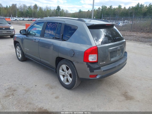 2013 Jeep Compass Sport მანქანა იყიდება აუქციონზე, vin: 1C4NJDBB4DD225500, აუქციონის ნომერი: 45091719