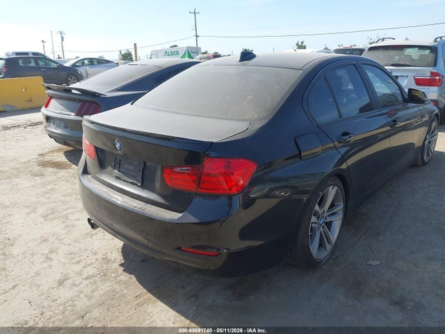 2012 Bmw 328i მანქანა იყიდება აუქციონზე, vin: WBA3A5G59CNP15923, აუქციონის ნომერი: 45091740