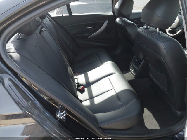 2012 Bmw 328i მანქანა იყიდება აუქციონზე, vin: WBA3A5G59CNP15923, აუქციონის ნომერი: 45091740