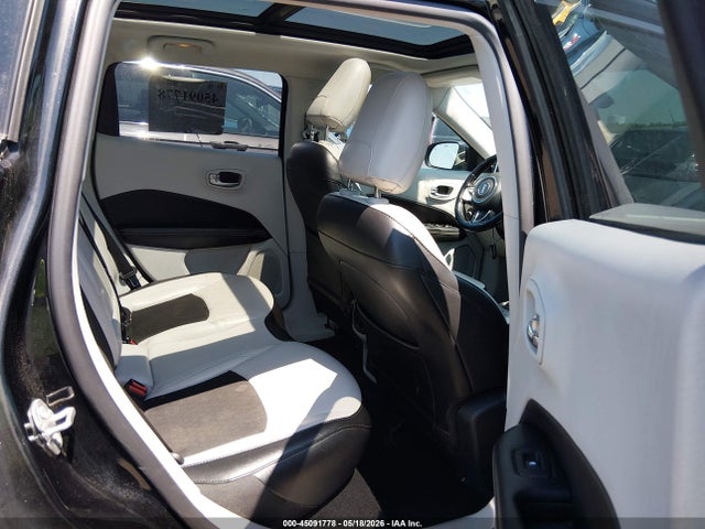 2020 Jeep Compass Sun And Safety 4x4 მანქანა იყიდება აუქციონზე, vin: 3C4NJDBB5LT222016, აუქციონის ნომერი: 45091778