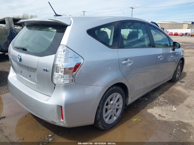 45091785 :رقم المزاد ، JTDZN3EU4C3072361 vin ، 2012 Toyota Prius V Three مزاد بيع