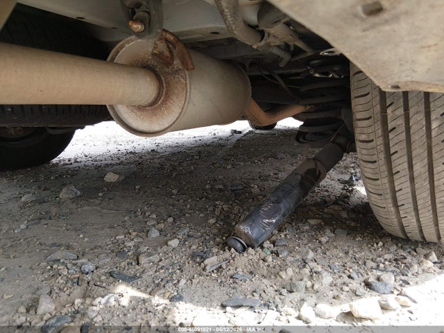 2000 Toyota Sienna Le მანქანა იყიდება აუქციონზე, vin: 4T3ZF13C8YU193328, აუქციონის ნომერი: 45091821