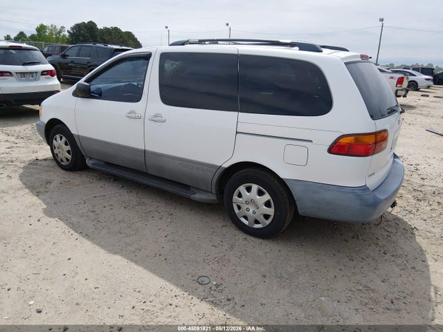 2000 Toyota Sienna Le მანქანა იყიდება აუქციონზე, vin: 4T3ZF13C8YU193328, აუქციონის ნომერი: 45091821