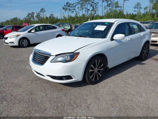 Продаж на аукціоні авто 2013 Chrysler 200 Limited, vin: 1C3CCBCG5DN545651, номер лоту: 45091827