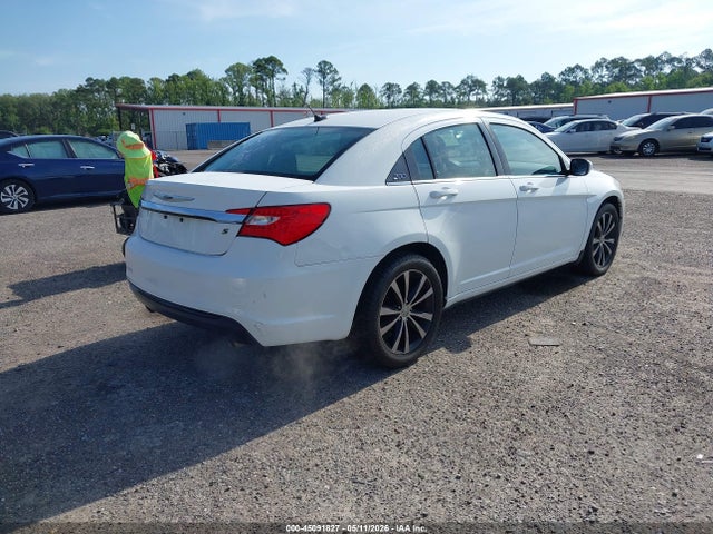 Продаж на аукціоні авто 2013 Chrysler 200 Limited, vin: 1C3CCBCG5DN545651, номер лоту: 45091827