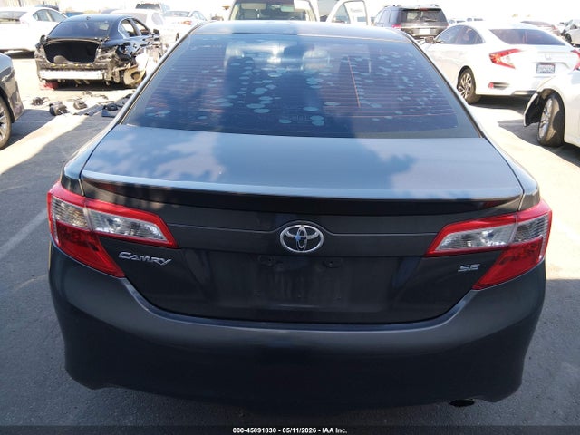 45091830 :رقم المزاد ، 4T1BF1FK7CU125205 vin ، 2012 Toyota Camry Se مزاد بيع