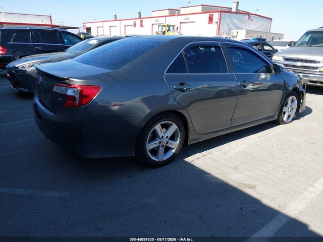 45091830 :رقم المزاد ، 4T1BF1FK7CU125205 vin ، 2012 Toyota Camry Se مزاد بيع