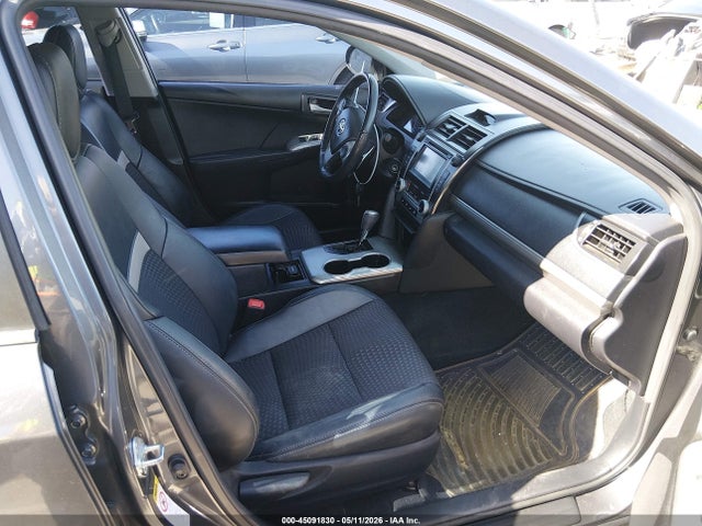 45091830 :رقم المزاد ، 4T1BF1FK7CU125205 vin ، 2012 Toyota Camry Se مزاد بيع