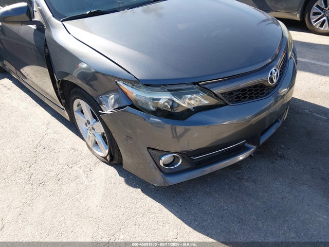 45091830 :رقم المزاد ، 4T1BF1FK7CU125205 vin ، 2012 Toyota Camry Se مزاد بيع