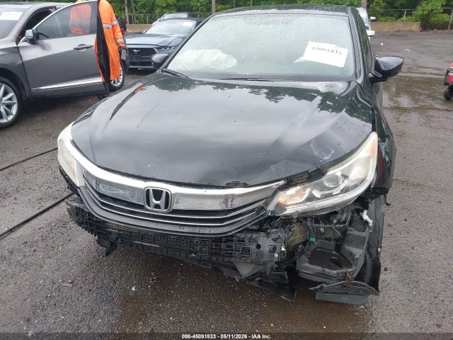 Продажа на аукционе авто 2017 Honda Accord Lx, vin: 1HGCR2F34HA186035, номер лота: 45091833