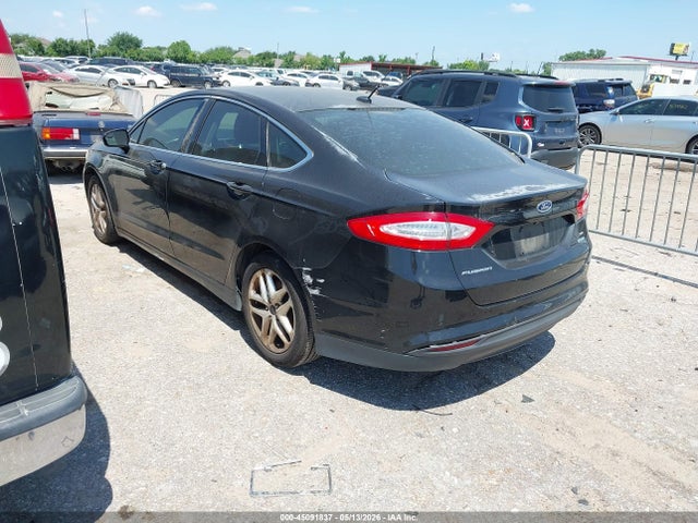 45091837 :رقم المزاد ، 1FA6P0HD3E5356519 vin ، 2014 Ford Fusion Se مزاد بيع