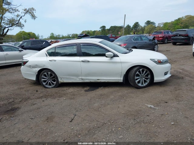 2015 Honda Accord Sport მანქანა იყიდება აუქციონზე, vin: 1HGCR2F56FA047992, აუქციონის ნომერი: 45091880