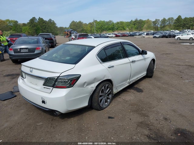 2015 Honda Accord Sport მანქანა იყიდება აუქციონზე, vin: 1HGCR2F56FA047992, აუქციონის ნომერი: 45091880