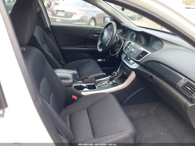 2015 Honda Accord Sport მანქანა იყიდება აუქციონზე, vin: 1HGCR2F56FA047992, აუქციონის ნომერი: 45091880