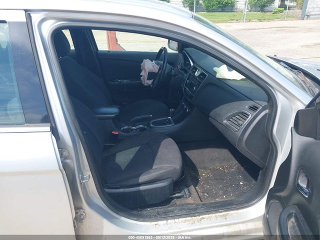 Продажа на аукционе авто 2012 Chrysler 200 Touring, vin: 1C3CCBBG4CN250282, номер лота: 45091963