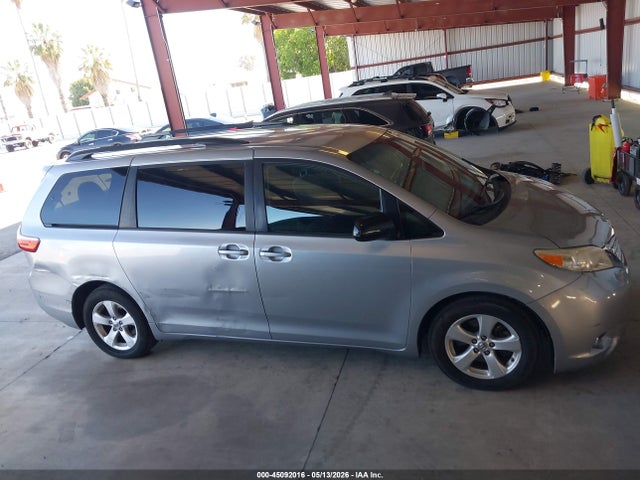 Toyota Sienna Le 8 Passenger 2015 5TDKK3DC5FS682663 Image 13