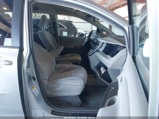 Toyota Sienna Le 8 Passenger 2015 5TDKK3DC5FS682663 Image 5