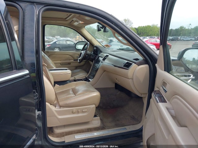 Aukcja sprzedaży 2011 Cadillac Escalade Luxury, vin: 1GYS4BEF9BR158772, numer aukcji: 45092024
