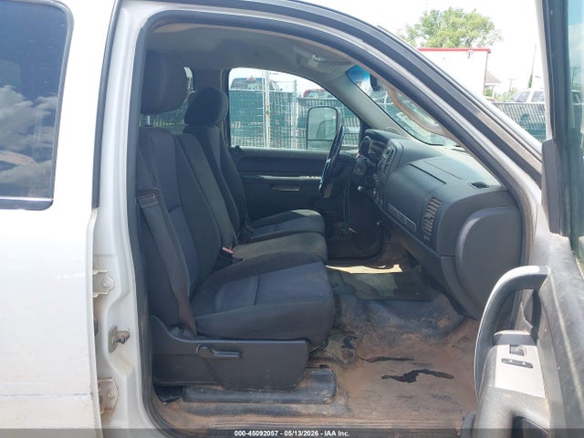 45092057 :رقم المزاد ، 3GCPKSE37BG249434 vin ، 2011 Chevrolet Silverado 1500 Lt مزاد بيع