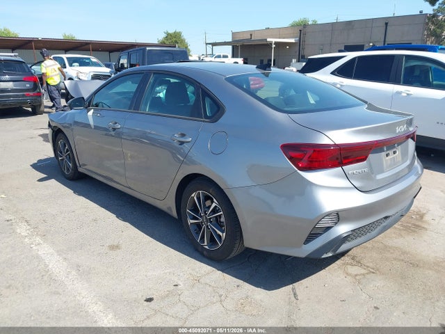 KIA Forte Lxs 2024 3KPF24AD6RE784766 Image 3