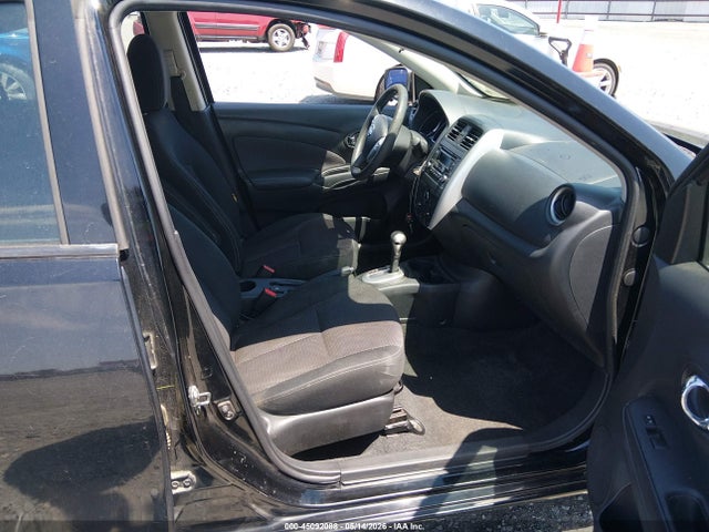 2015 Nissan Versa 1.6 Sv მანქანა იყიდება აუქციონზე, vin: 3N1CN7AP7FL823798, აუქციონის ნომერი: 45092088
